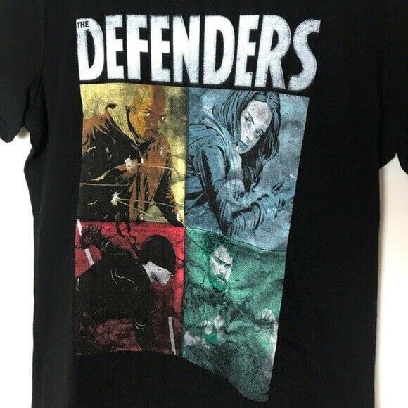 3/$20 Marvel Defenders NWT Junior Large Black 100% Cotton Boxes Graphic T-Shirt - Picture 5 of 7